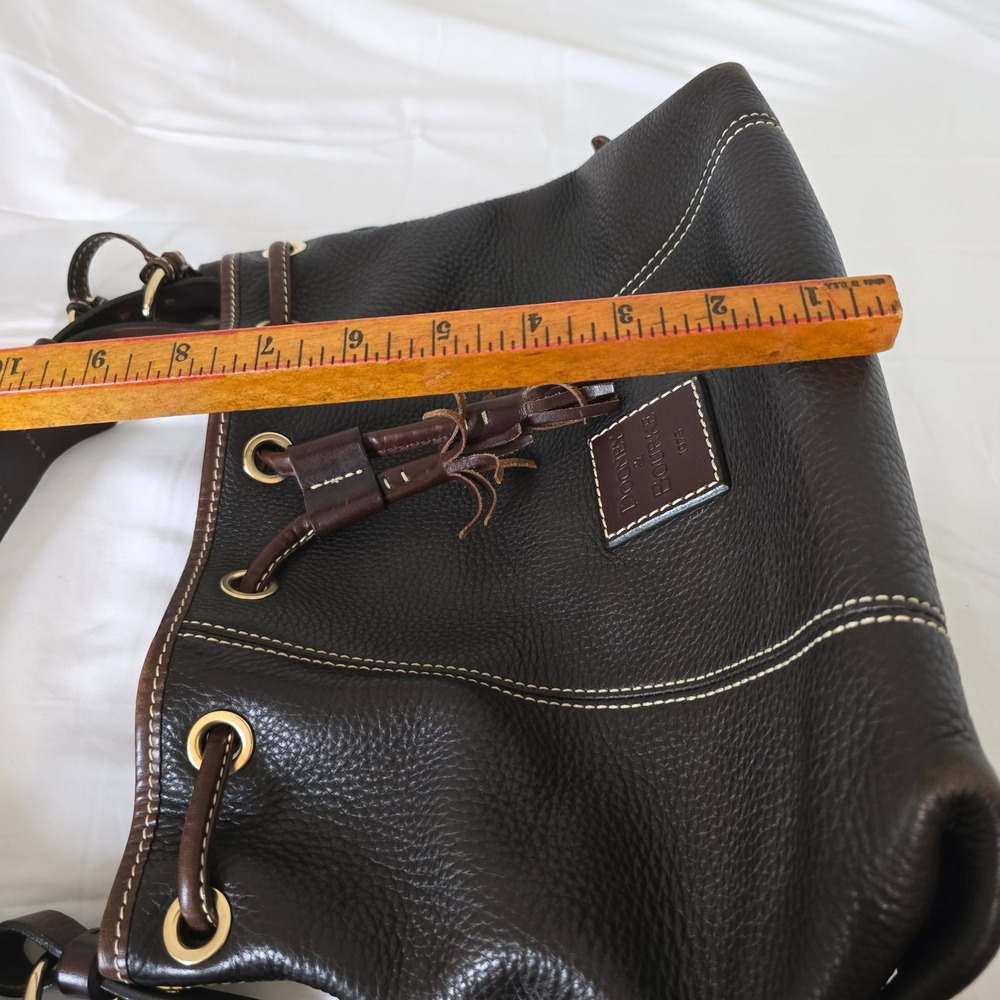 Dooney & Bourke Bucket Bag Womens Medium Brown Pebbled Leather Tassel Drawstring - Picture 4 of 16